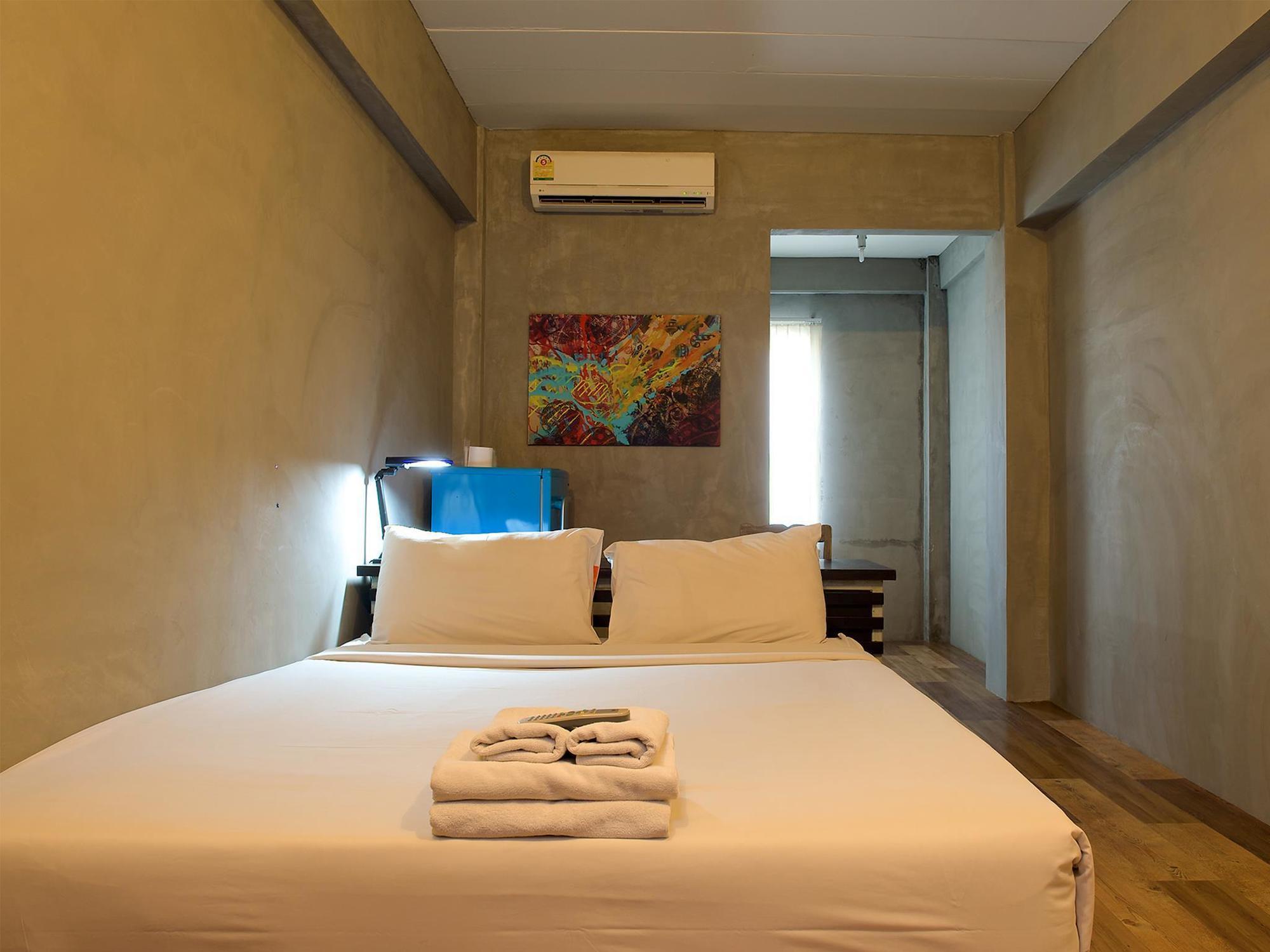 B2 Santitham Hotel Чиангмай Екстериор снимка