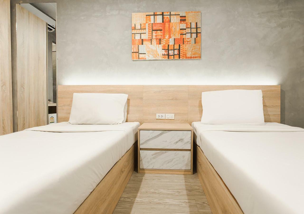 B2 Santitham Hotel Чиангмай Екстериор снимка